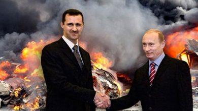 صورة بوتين يشـ.ـدد قبـ.ـضـ.ـته على بشار الأسد بقـ.ـاذفات نـ.ـووية في حميميم