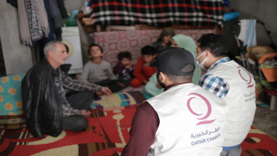 صورة بشرى للعائلات السورية…قطر توزع زكاة الفطر على السوريين في تركيا