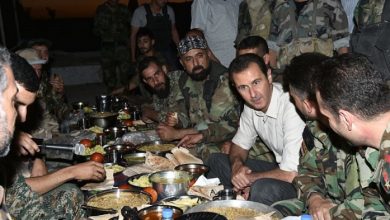صورة وزير لدى الأسد: لولا حكمة بشار الأسد وعبقريته لما بقي طعام يؤكل في سوريا ولا كهرباء!!!!