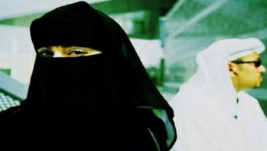 صورة سيدة سعودية ترفض 400 ألف ريال وتحصل على حكم القصاص”فقأ عين زوجها”
