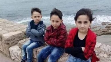 صورة وفاة 3 أطفال سوريين وأمهم في حادث مأساوي وأليم … تفـ.ـاصيل مبـ.ـكية