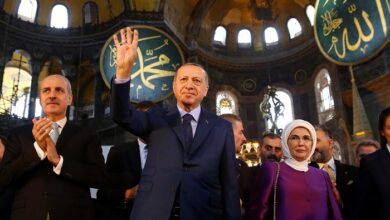 صورة عاجـــــل/ حشود هائلة جدا في انتظار أردوغان داخل مسجد”آية صوفيا”-فيديو